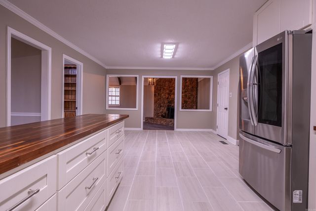 3636 T. P. White Dr, Jacksonville, AR 72076