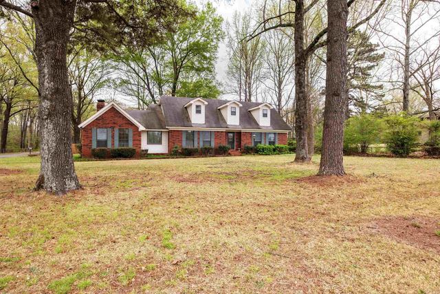 3636 T. P. White Dr, Jacksonville, AR 72076