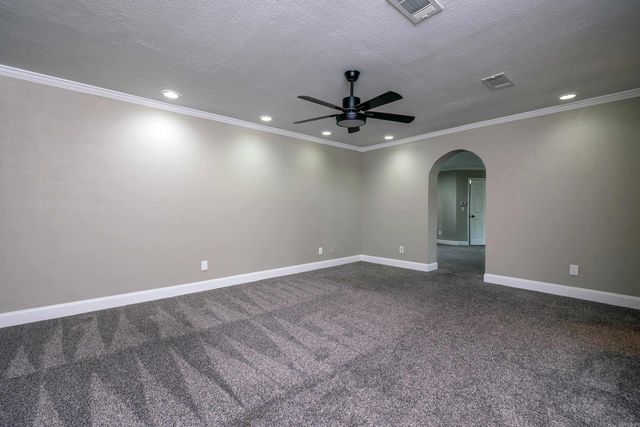 3636 T. P. White Dr, Jacksonville, AR 72076