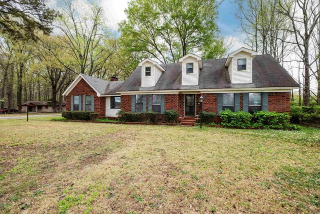 3636 T. P. White Dr, Jacksonville, AR 72076