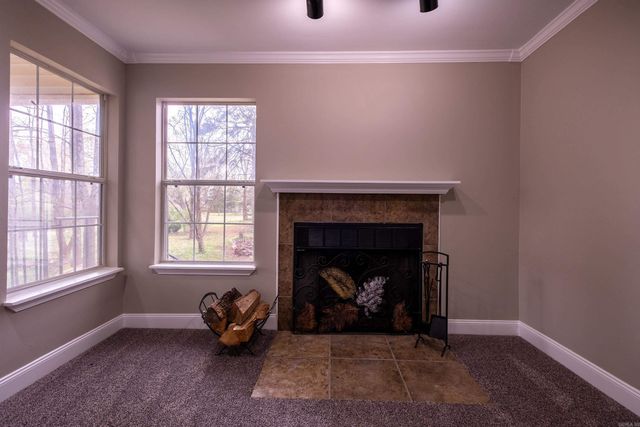 3636 T. P. White Dr, Jacksonville, AR 72076