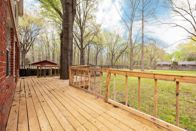 3636 T. P. White Dr, Jacksonville, AR 72076