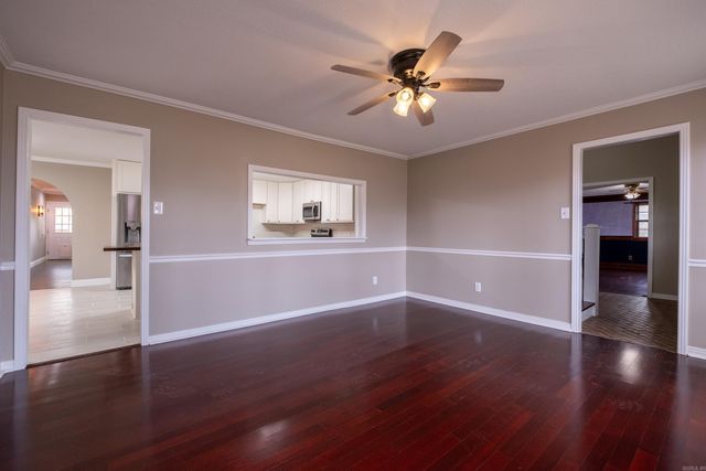 3636 T. P. White Dr, Jacksonville, AR 72076