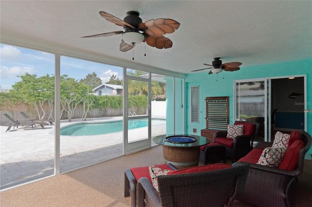 1250 DINNERBELL LANE E, Dunedin, FL 34698