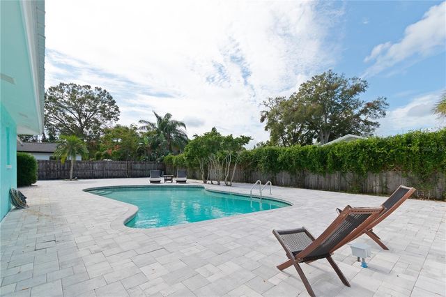 1250 DINNERBELL LANE E, Dunedin, FL 34698