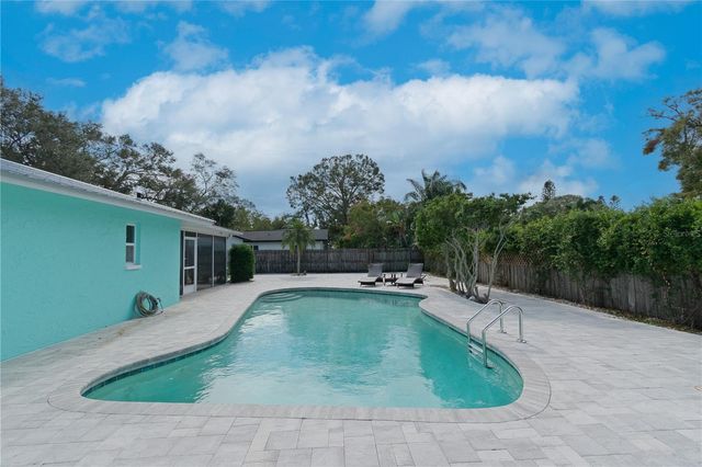 1250 DINNERBELL LANE E, Dunedin, FL 34698