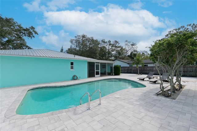 1250 DINNERBELL LANE E, Dunedin, FL 34698