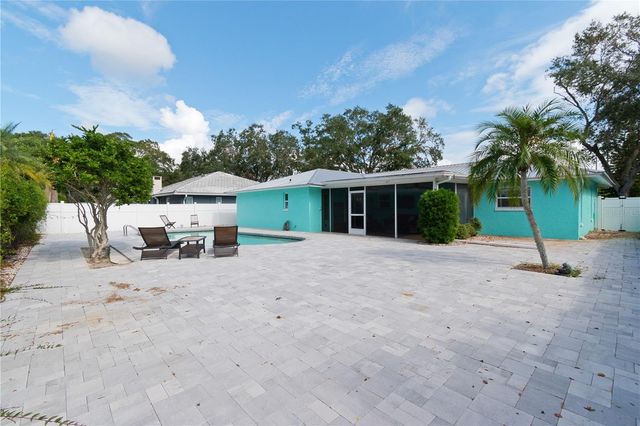 1250 DINNERBELL LANE E, Dunedin, FL 34698