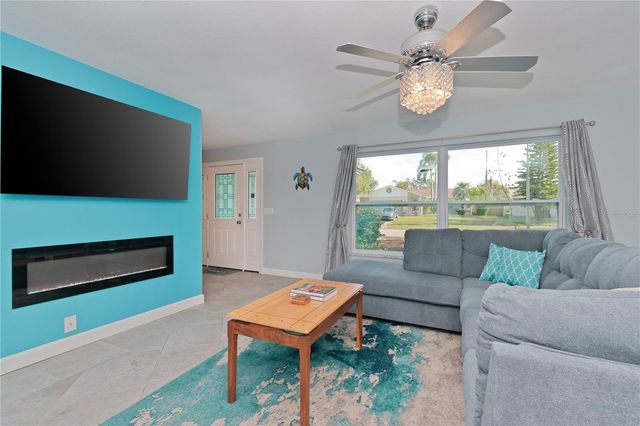 1250 DINNERBELL LANE E, Dunedin, FL 34698