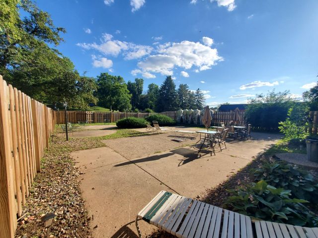 12826 Nicollet Avenue 202, Burnsville, MN 55337