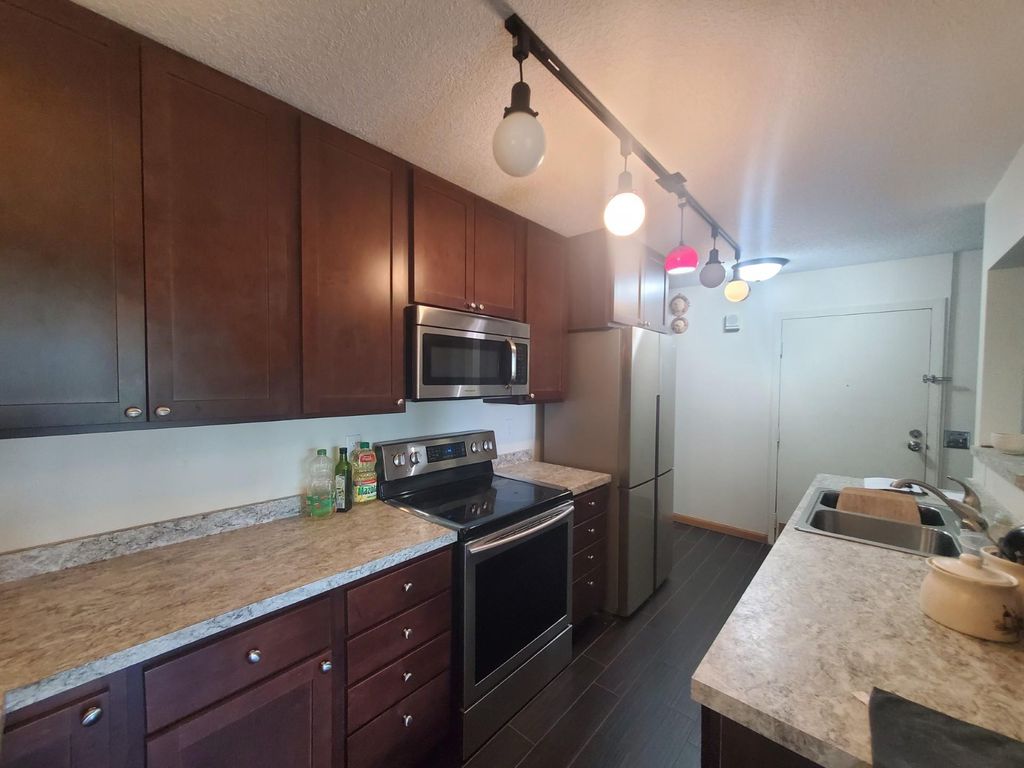 12826 Nicollet Avenue 202, Burnsville, MN 55337 — photo 4