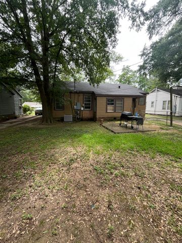 220 E Wyandotte Street, Shreveport, LA 71101