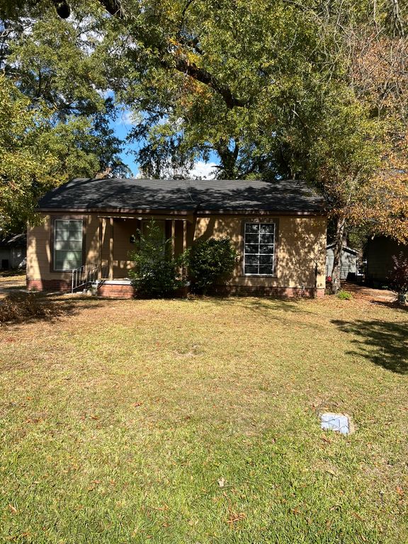 220 E Wyandotte Street, Shreveport, LA 71101