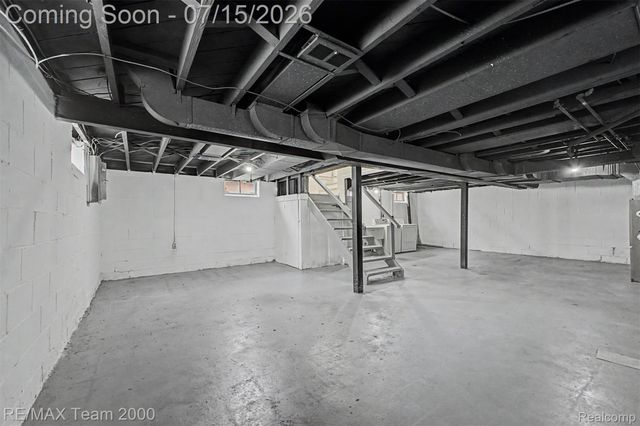 1670 Riverbank Street, Lincoln Park, MI 48146
