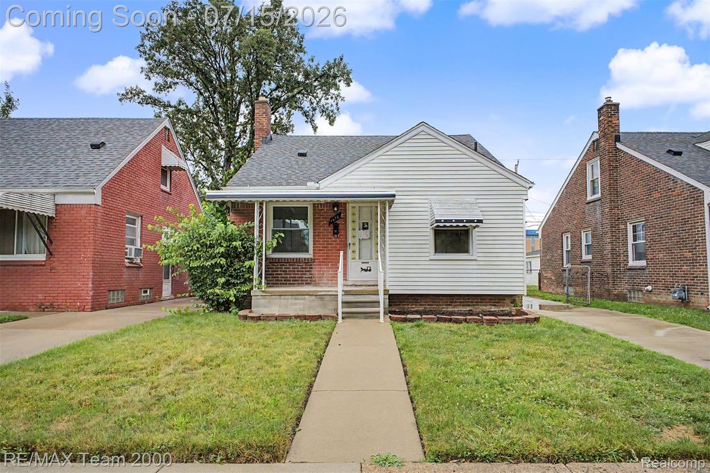 1670 Riverbank Street, Lincoln Park, MI 48146