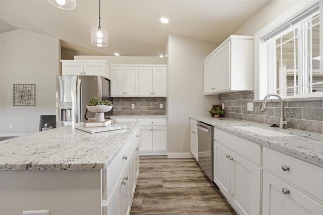 W7097 JACLYN LANE, Greenville, WI 54942