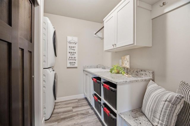 W7097 JACLYN LANE, Greenville, WI 54942