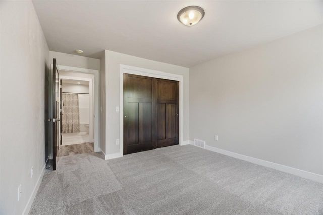 W7097 JACLYN LANE, Greenville, WI 54942