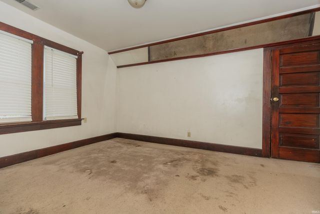 1205 S Kentucky Avenue, Evansville, IN 47714