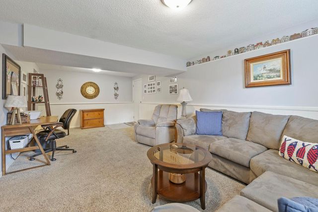 7441 Drew Avenue N, Brooklyn Park, MN 55443
