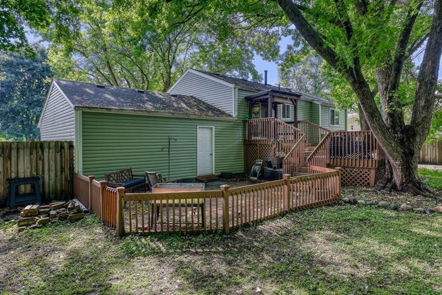 7441 Drew Avenue N, Brooklyn Park, MN 55443