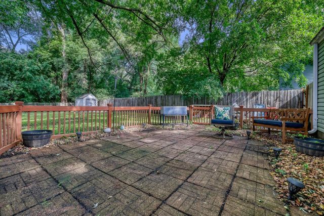 7441 Drew Avenue N, Brooklyn Park, MN 55443
