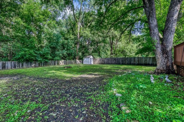 7441 Drew Avenue N, Brooklyn Park, MN 55443