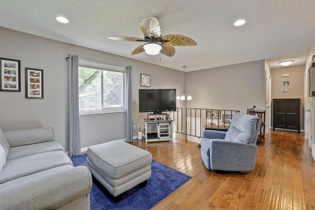 7441 Drew Avenue N, Brooklyn Park, MN 55443