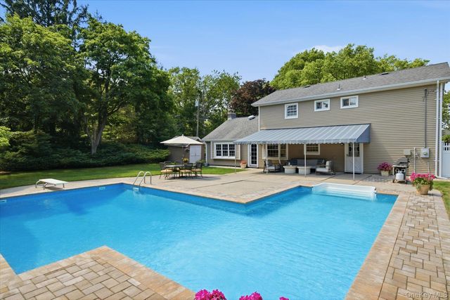 26 Lorijean Lane, East Northport, NY 11731