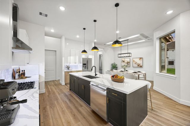 525 County Road 6617, Dayton, TX 77535