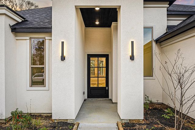 525 County Road 6617, Dayton, TX 77535