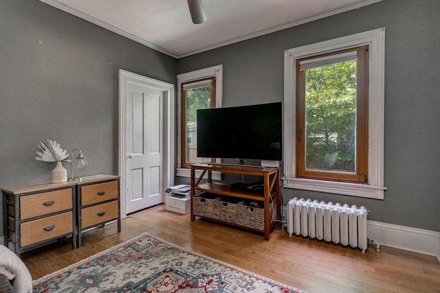 1001 S LAWE STREET, Appleton, WI 54915