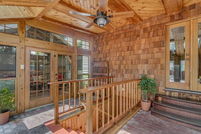 1001 S LAWE STREET, Appleton, WI 54915