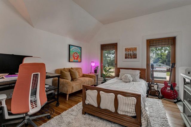 1001 S LAWE STREET, Appleton, WI 54915