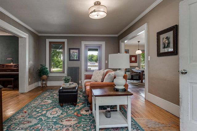 1001 S LAWE STREET, Appleton, WI 54915