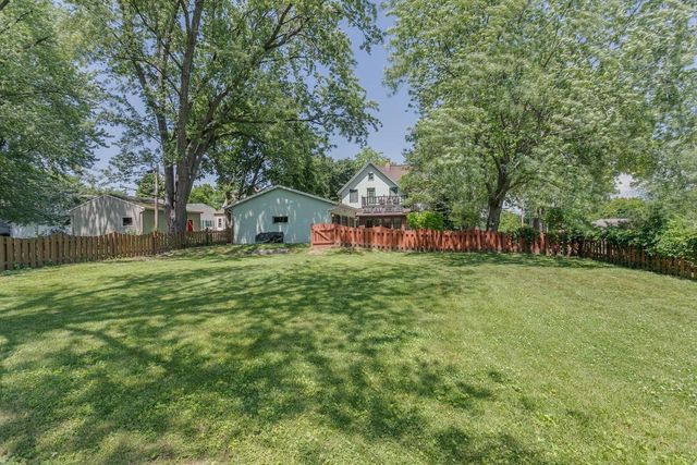 1001 S LAWE STREET, Appleton, WI 54915