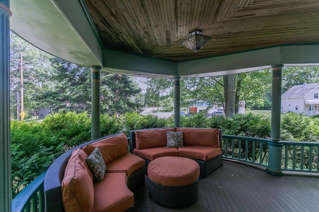 1001 S LAWE STREET, Appleton, WI 54915