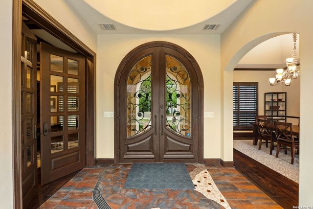 17703 Wild Basin, San Antonio, TX 78258