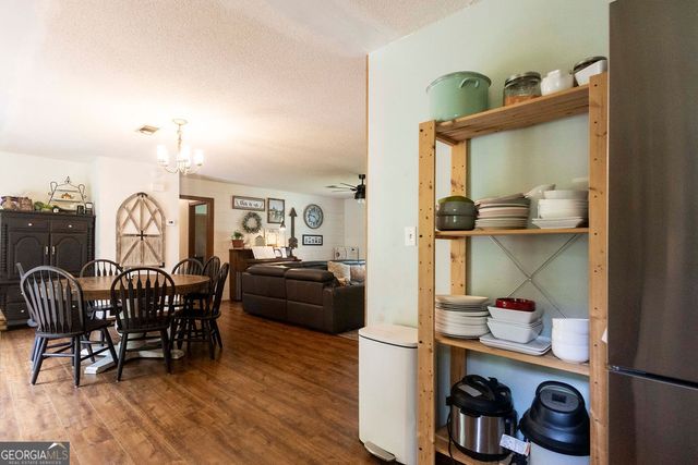 143 Hammond Road, Jackson, GA 30233