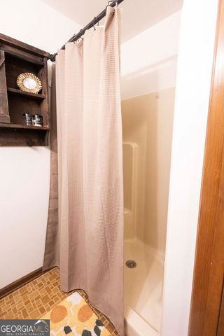 143 Hammond Road, Jackson, GA 30233