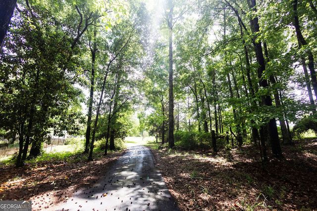 143 Hammond Road, Jackson, GA 30233