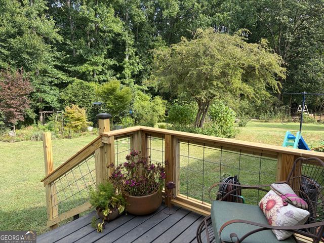 143 Hammond Road, Jackson, GA 30233