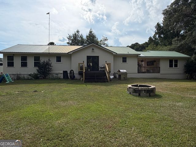 143 Hammond Road, Jackson, GA 30233