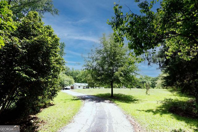 143 Hammond Road, Jackson, GA 30233