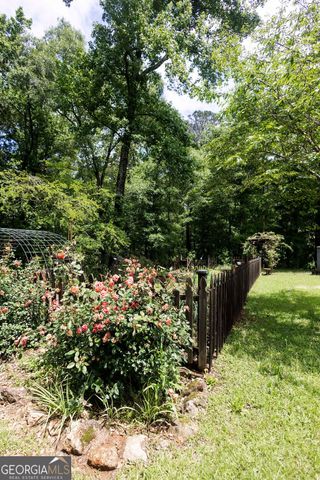 143 Hammond Road, Jackson, GA 30233