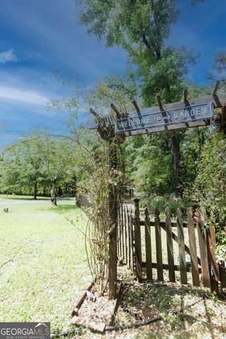 143 Hammond Road, Jackson, GA 30233