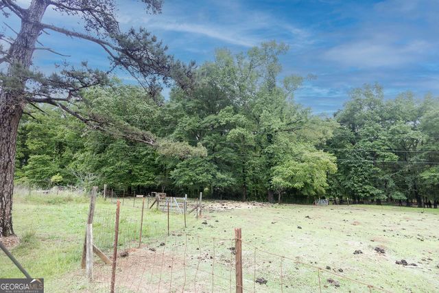 143 Hammond Road, Jackson, GA 30233