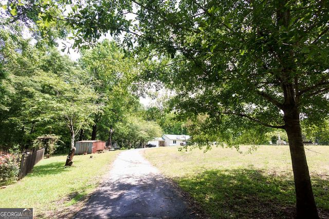 143 Hammond Road, Jackson, GA 30233