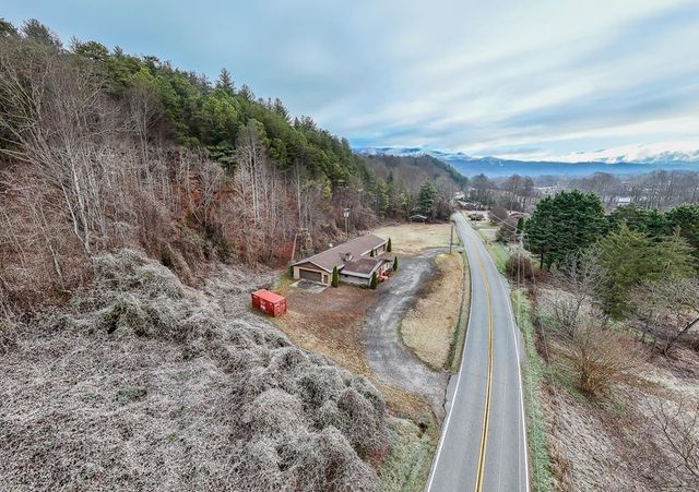 6785 Airport Road, Andrews, NC 28901