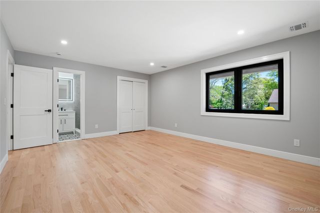 845 Islip Avenue, Central Islip, NY 11722